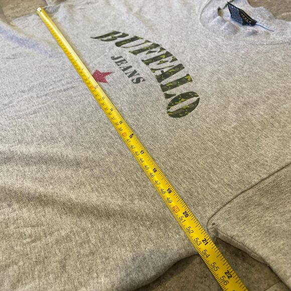 buffalo jeans camo logo graphic tee with pink glittery star size extra large - Picture 5 of 8